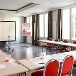 Ibis Centre