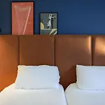 Ibis Centre