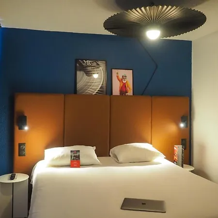 Hotel Ibis Centre 3*