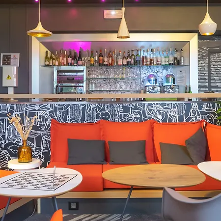 Ibis Centre 3*