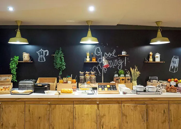 Hotel Ibis Centre 3*