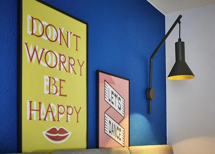 Ibis Centre Hotel 3*